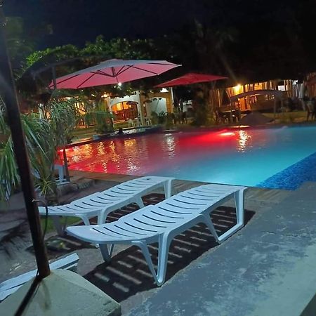 אוסלוב Rrj'S Beach Resort מראה חיצוני תמונה