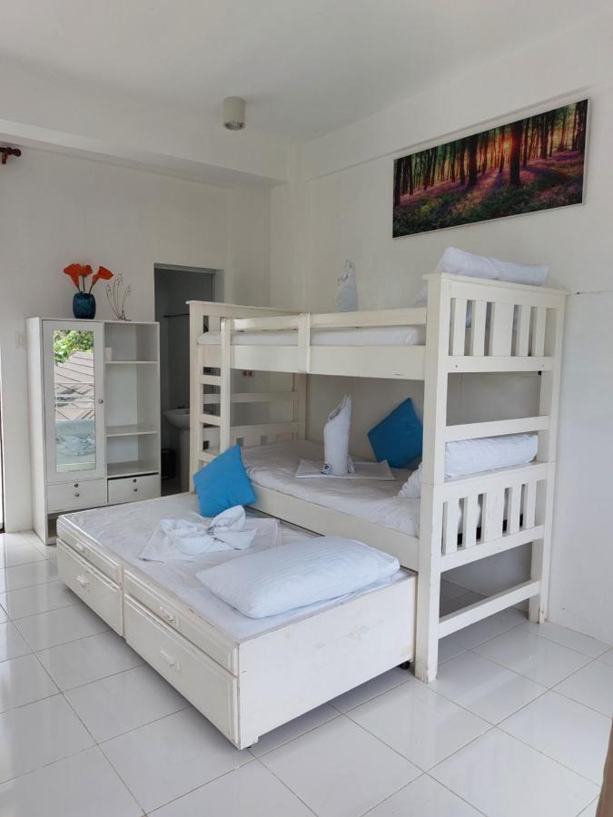 אוסלוב Rrj'S Beach Resort מראה חיצוני תמונה