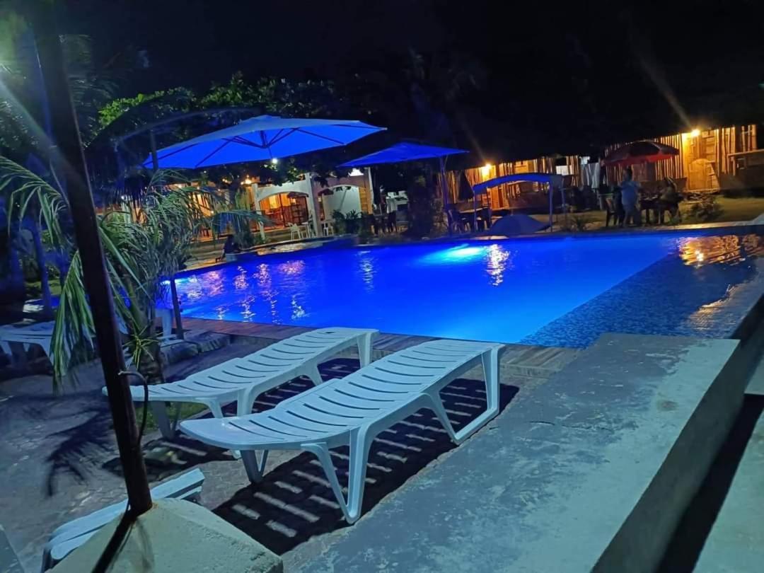 אוסלוב Rrj'S Beach Resort מראה חיצוני תמונה